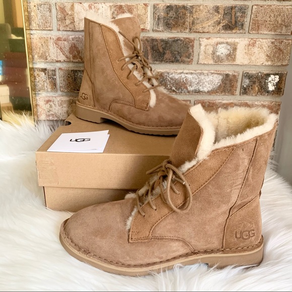 UGG Shoes - UGG Quincy Suede Snow Women Boots Tan 7.5M